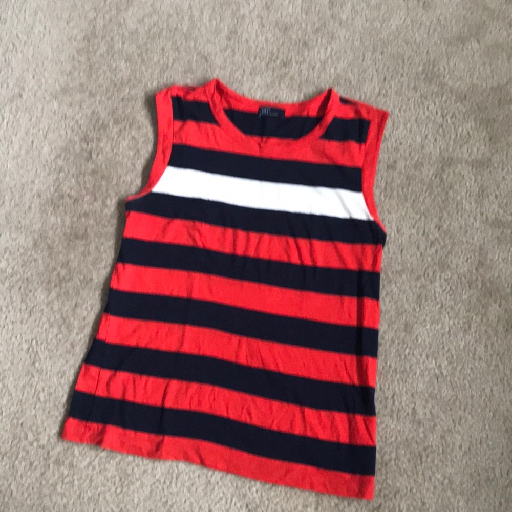 Gap cap sleeve tank